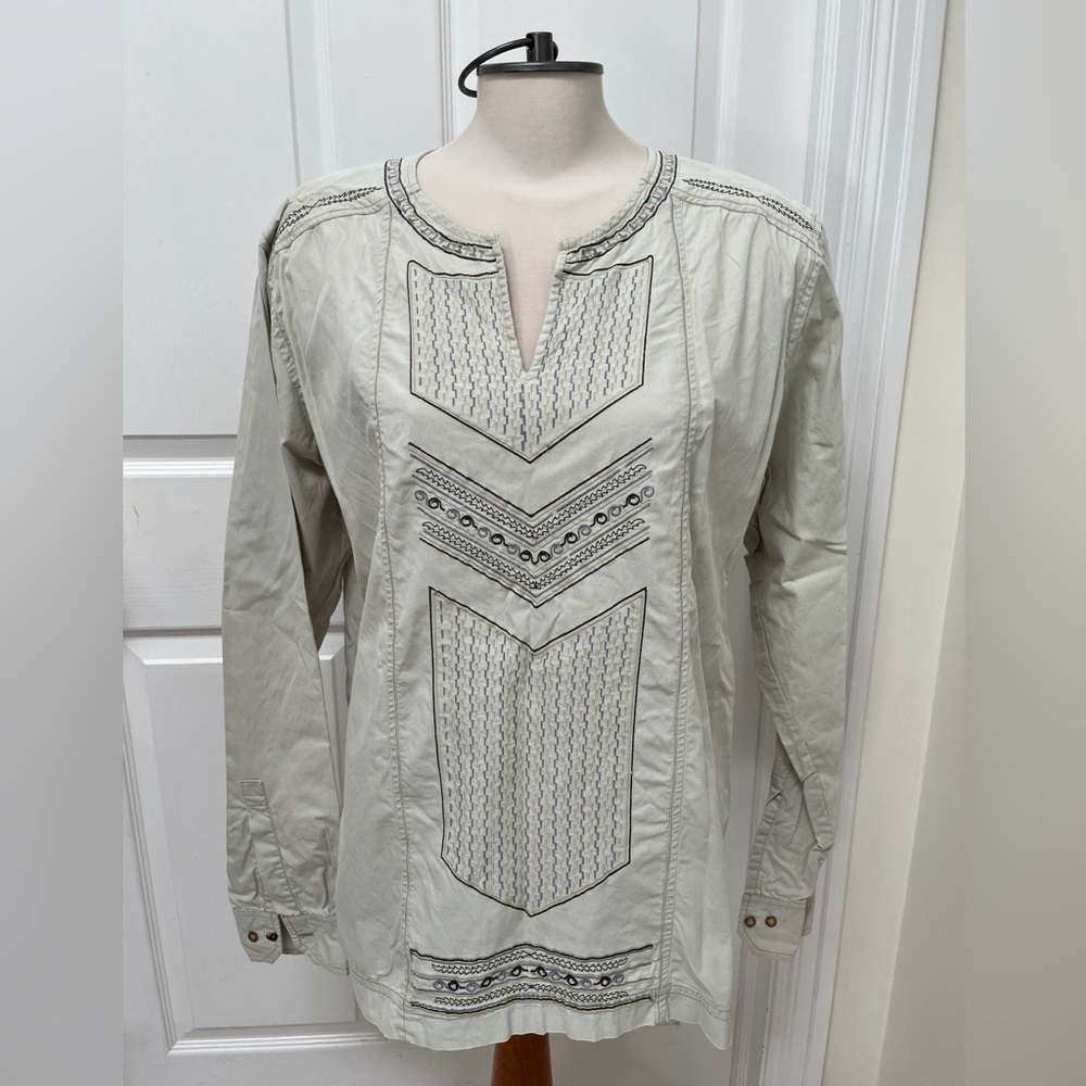 America cotton embroidered ladies top size large